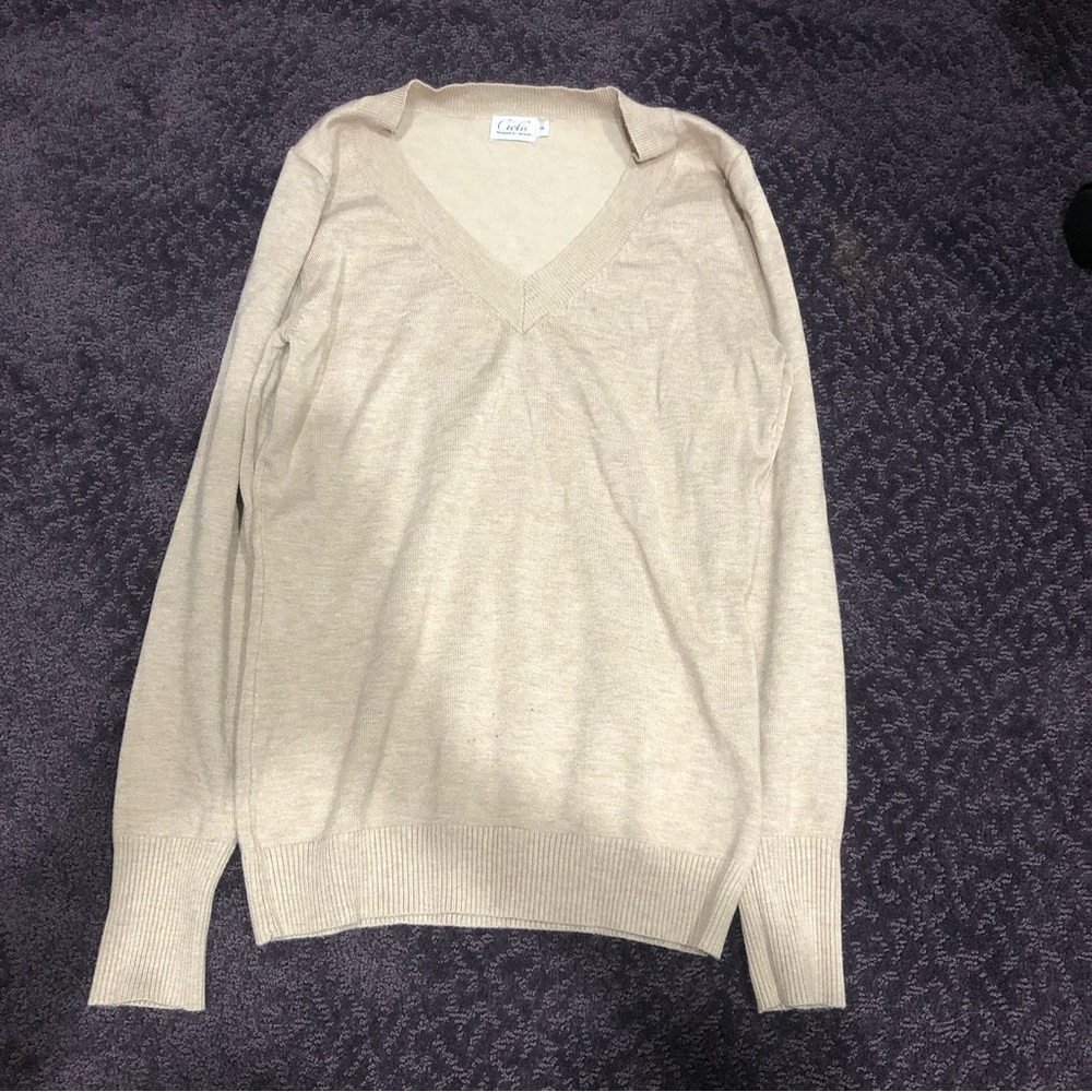 Cielo Beige Sweater Fitted Bottom